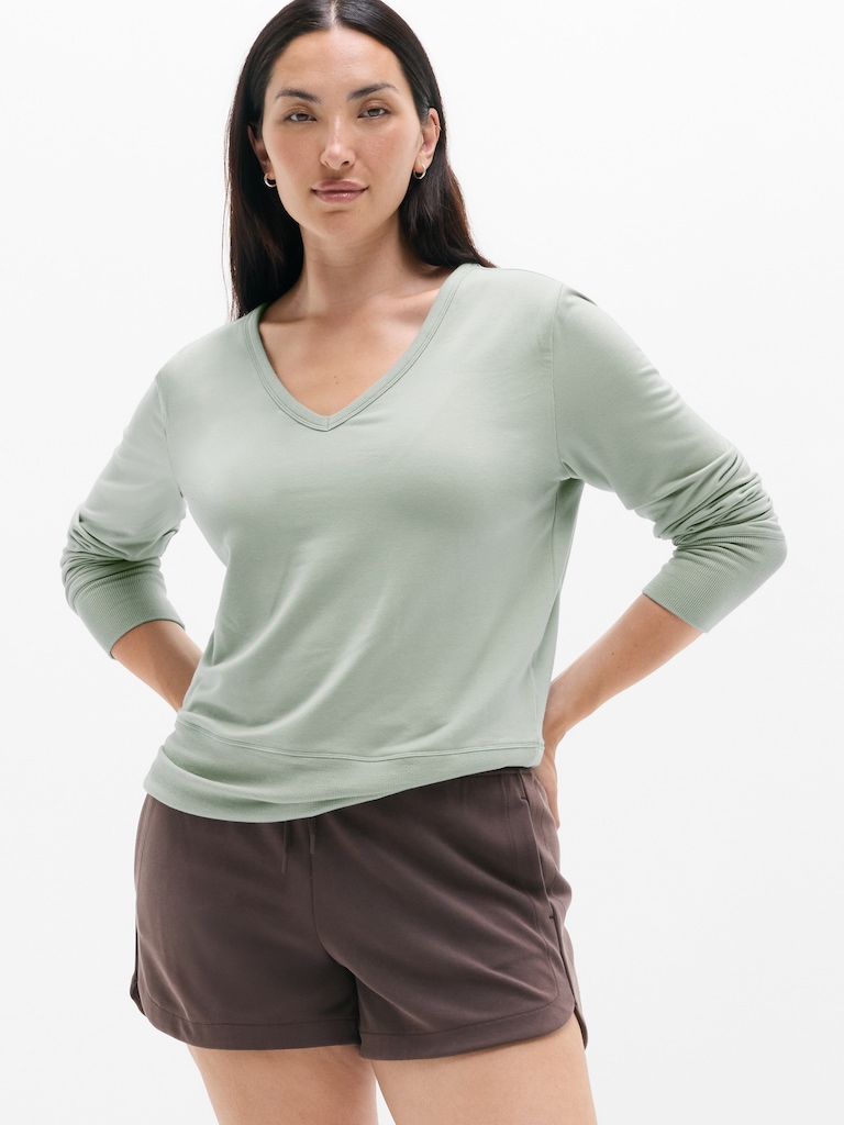 Coaster Luxe V-Neck Sweatshirt