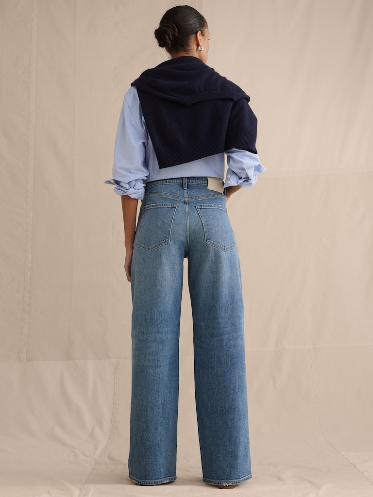 High-Rise Relaxed Wide-Leg Jean