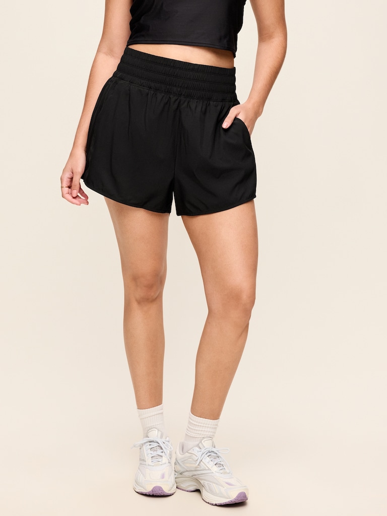 Extra High-Waisted Crinkle Run Shorts -- 3-inch inseam