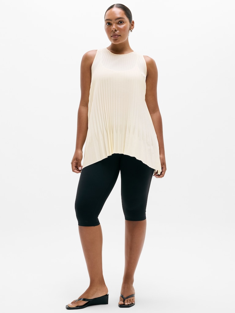 Featherweight Plissé Tank