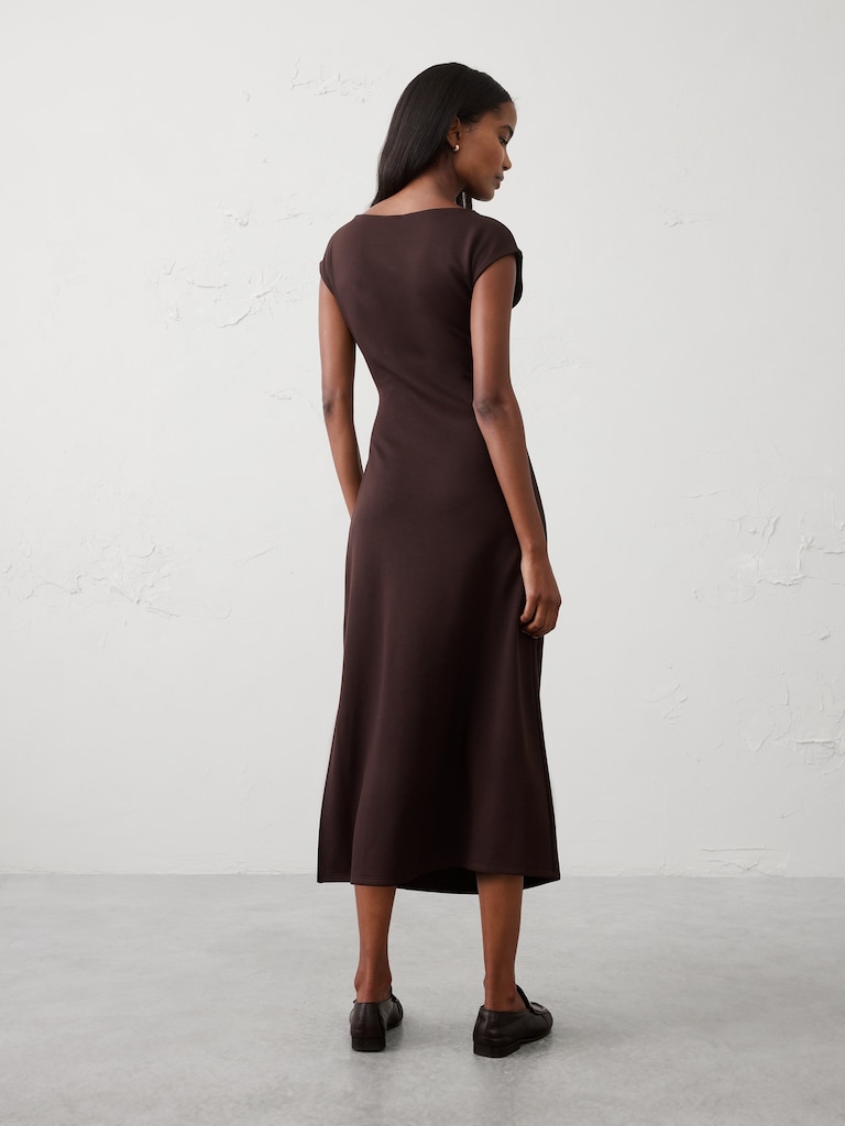 Weekender Side-Shirred Midi Dress