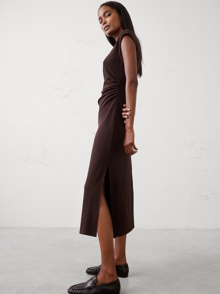 Weekender Side-Shirred Midi Dress