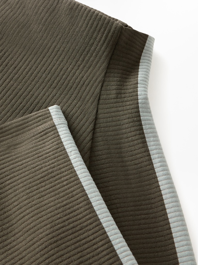 Renew Seamless Mock Neck Top