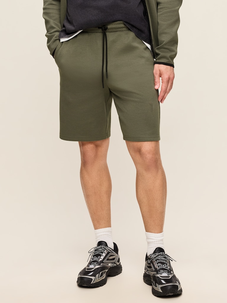 Dynamic Fleece 4.0 Shorts -- 8-inch inseam