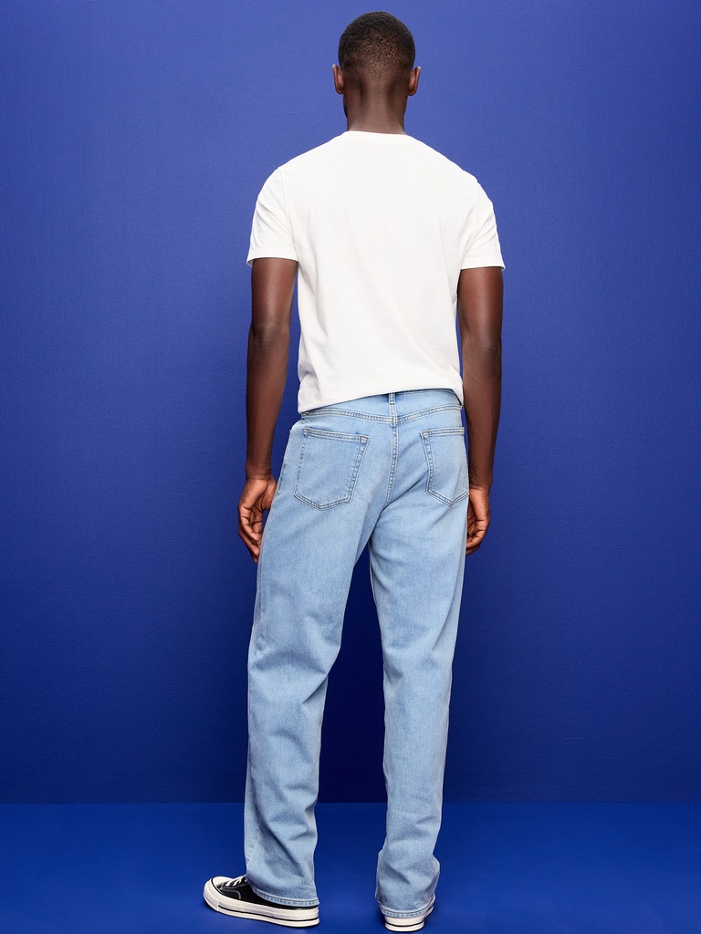 Relaxed Loose Built-In Flex Jeans
