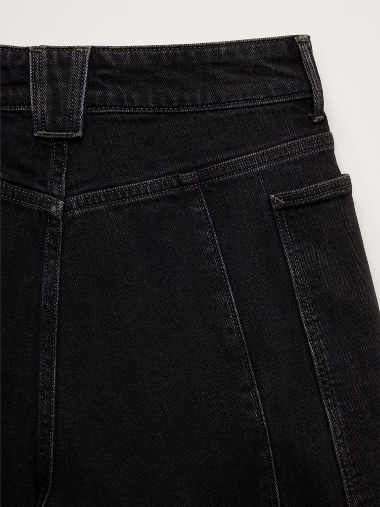Ultra High-Rise Barrel Jean