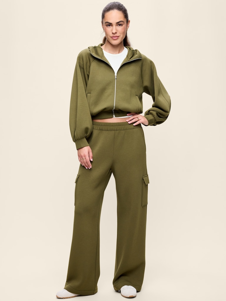 High-Waisted Bounce Fleece Wide-Leg Cargo Sweatpants