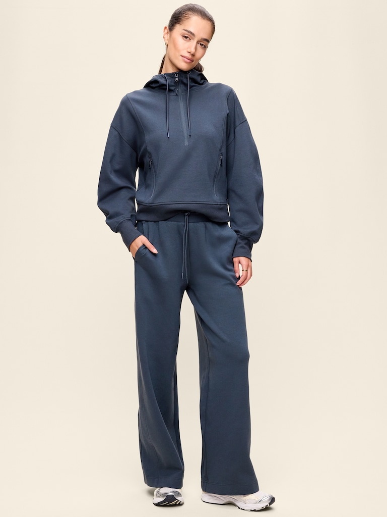 Extra High-Waisted Dynamic Fleece Wide-Leg Sweatpants