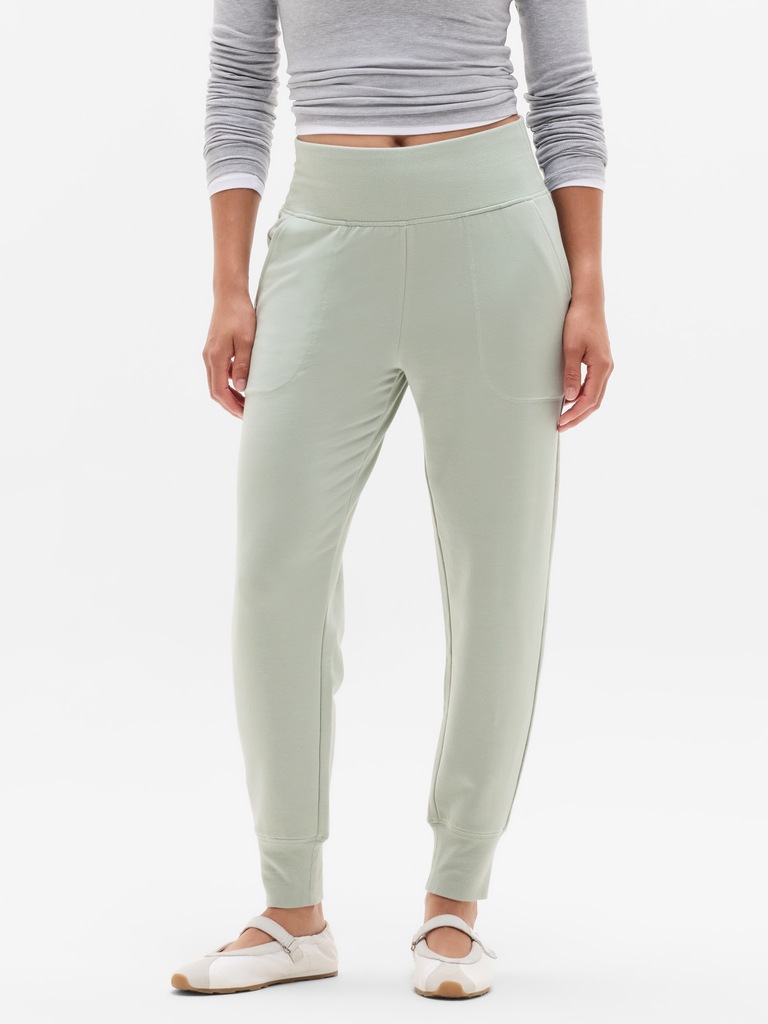 Coaster Luxe High Rise Jogger