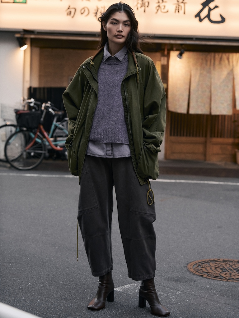 High-Rise Cotton-Linen Barrel Pant