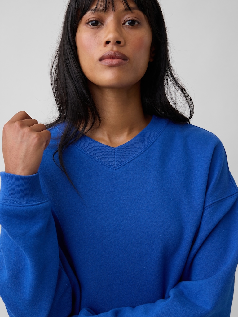 Oversized Wedge V-Neck Sweatshirt