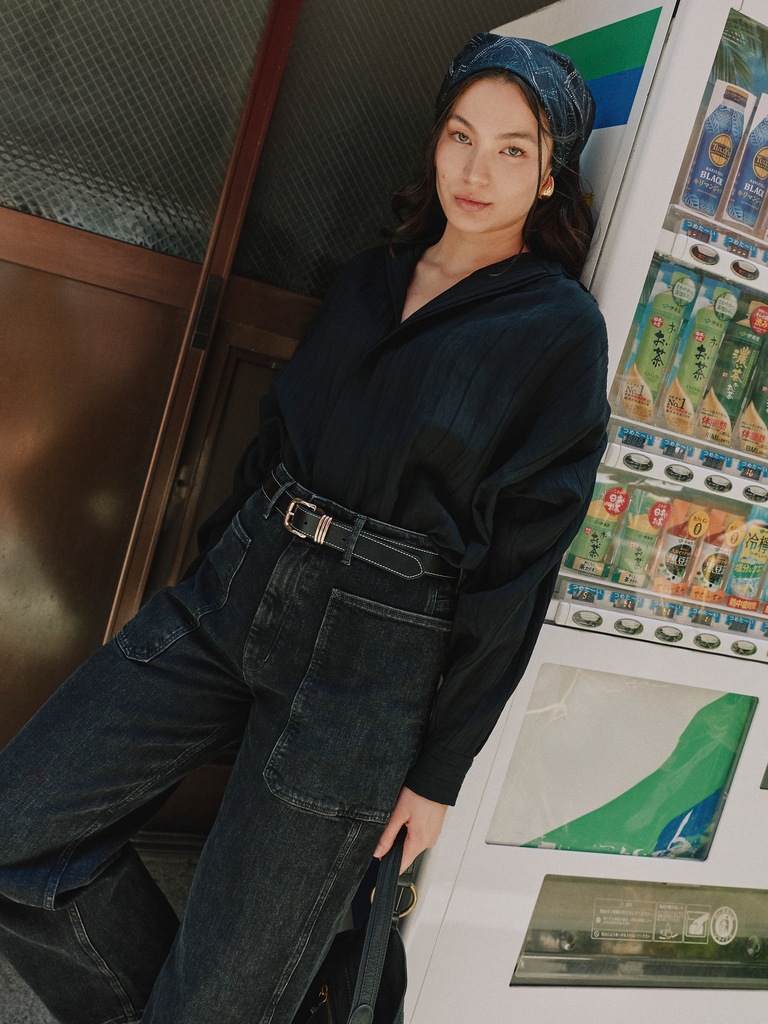 Ultra High-Rise Barrel Jean